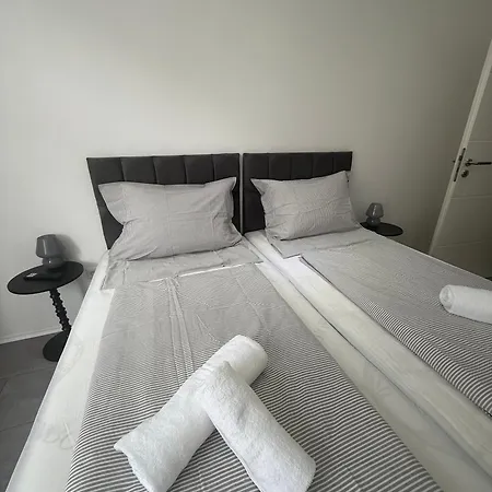 Frohnhausen Apartment *